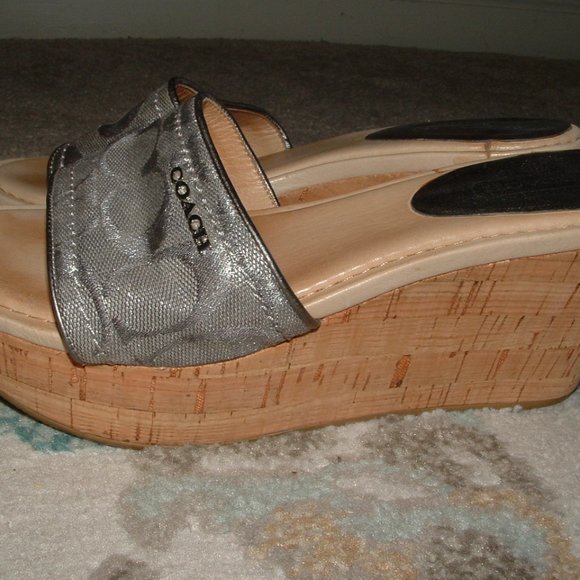 Coach bundle Coach Shoes and Scarf duo 2piece set - Picture 8 of 13